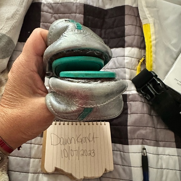 Tieks custom sliver size 9 - Picture 3 of 3